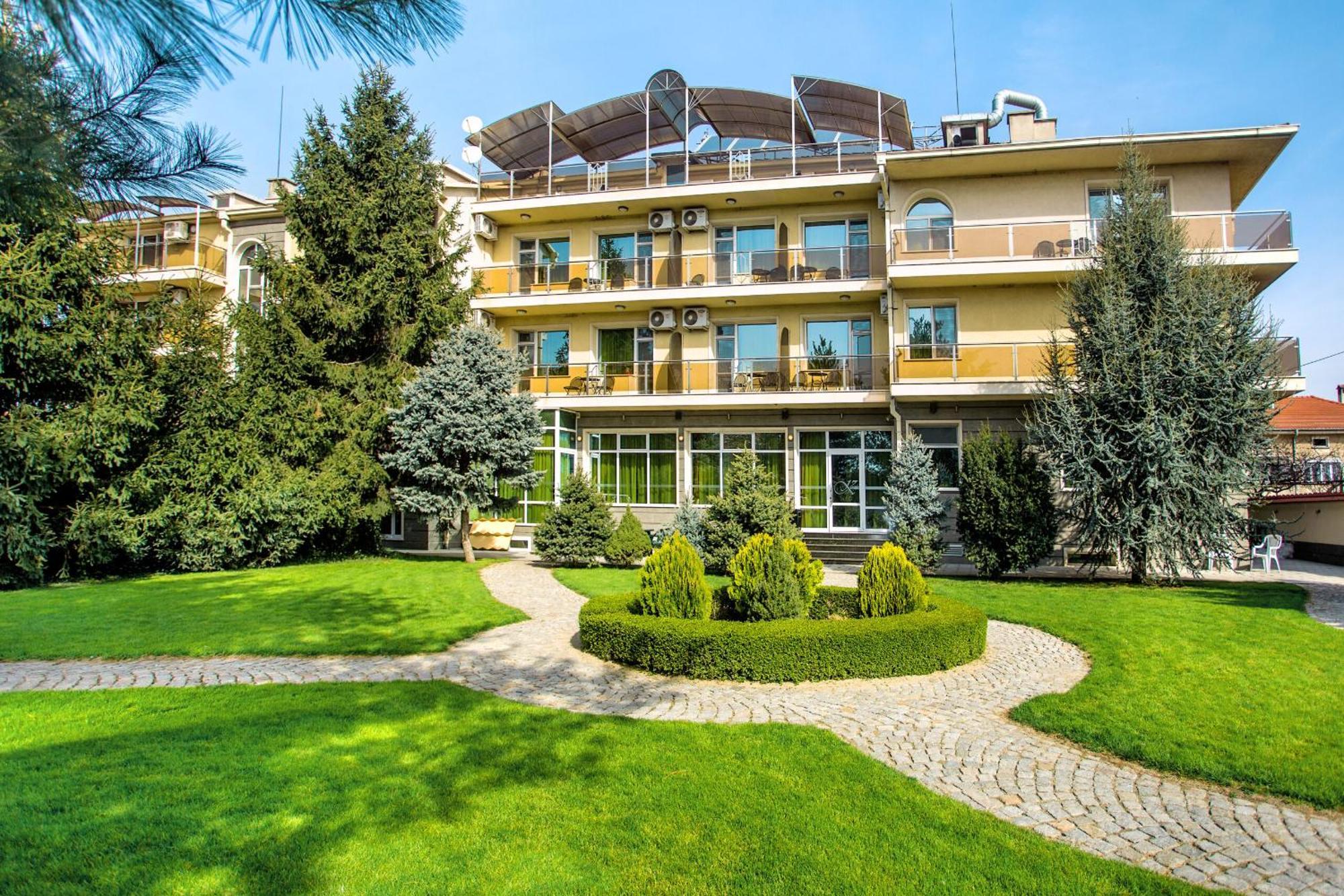 Парк-Хотел Клементина Trud Buitenkant foto
